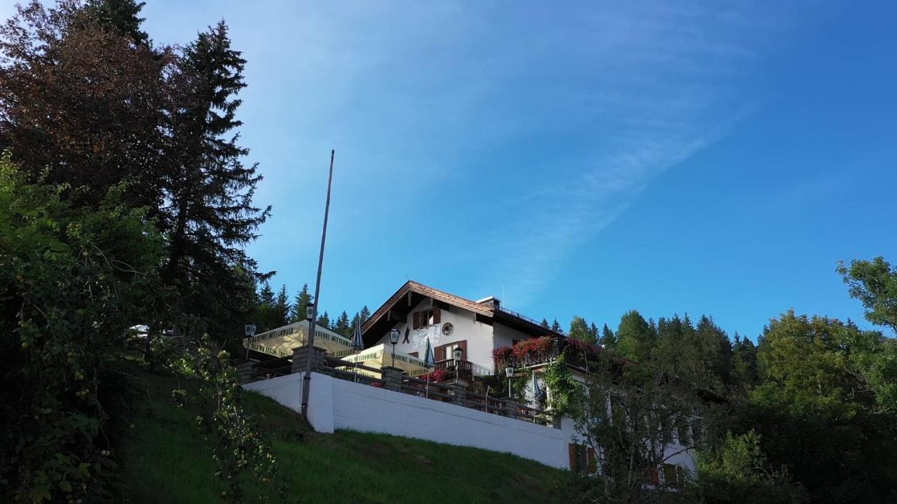 Berggasthof Kärntner Alm Hotell Mittenwald Exteriör bild