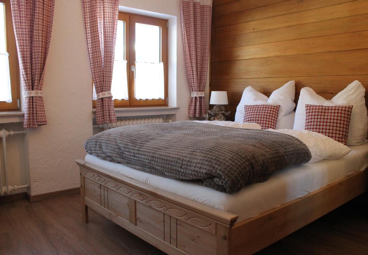 Berggasthof Kärntner Alm Hotell Mittenwald Exteriör bild